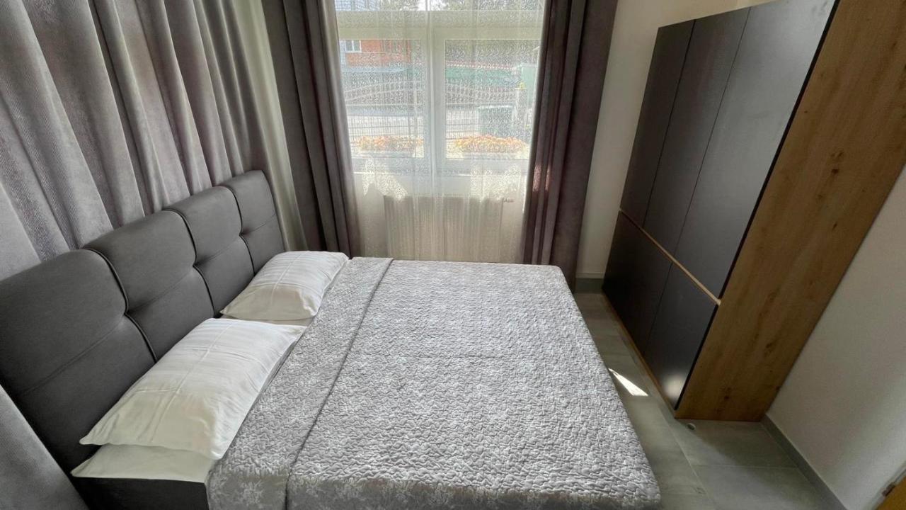Apartments San Sukosan Bagian luar foto